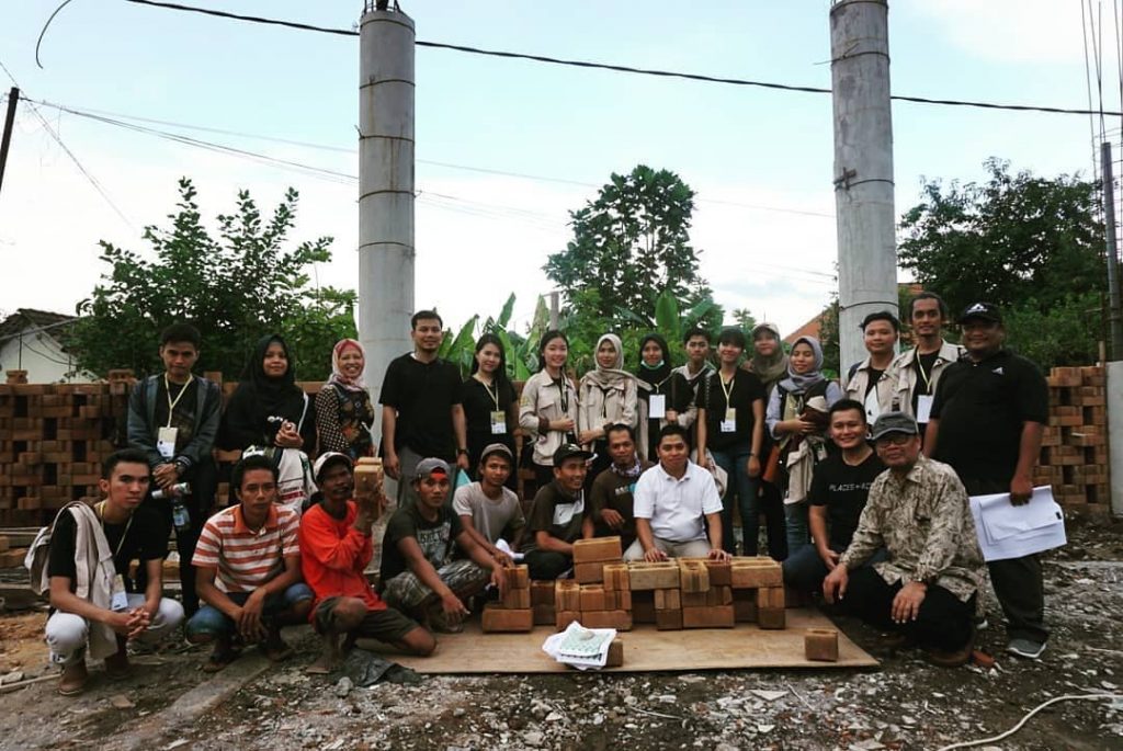 Workshop Ketukangan Bata Lego Universitas Sriwijaya Palembang
